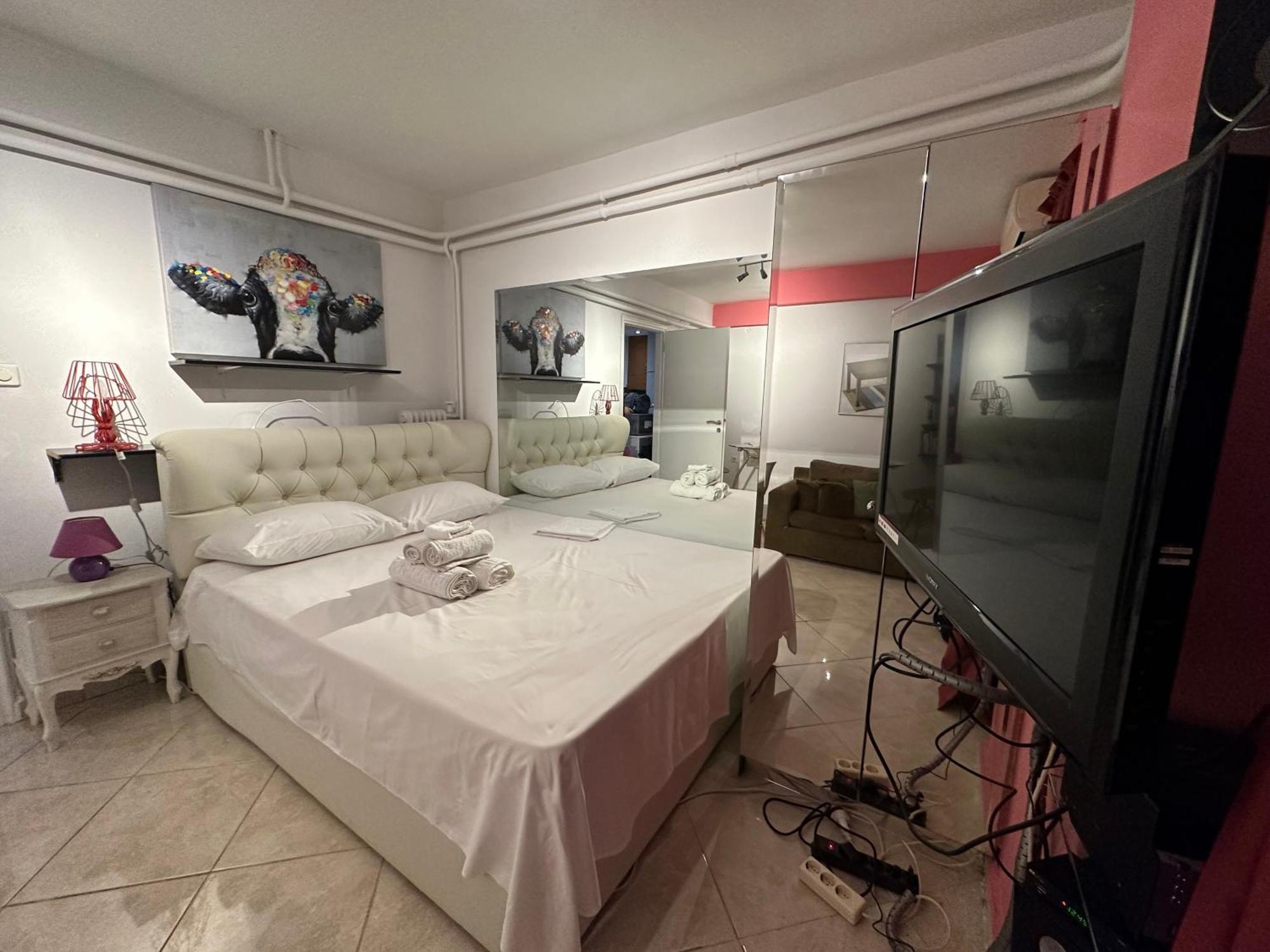 Harrys Apartment Athens Exterior photo